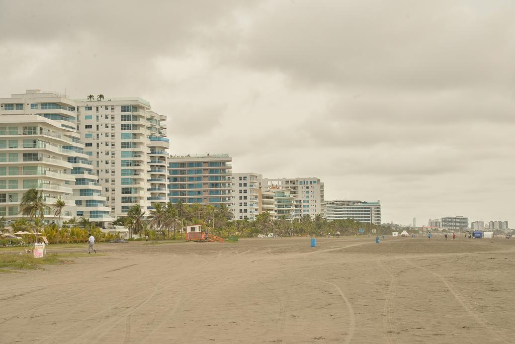 Moderno 3 Alcobas Frente A Playa Apartment Cartagena Exterior photo